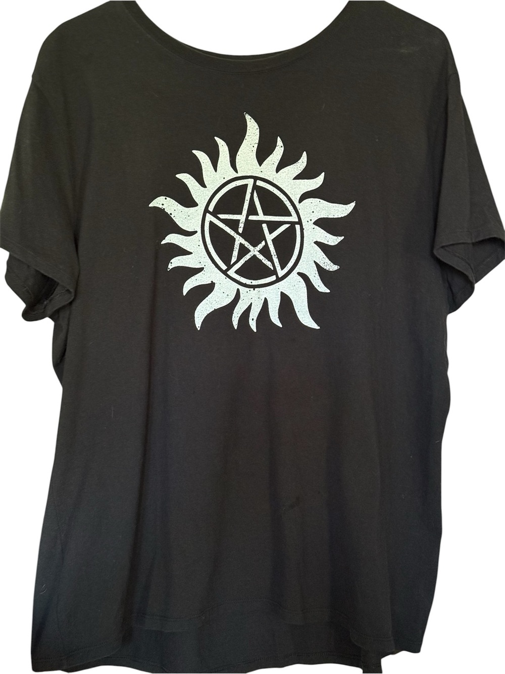 SUPERNATURAL D. WINCHESTER Women’s Tee Size 2XL from Witch’s Estate Sale